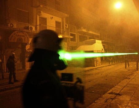 Laser gegen Polizei (Griechenland)